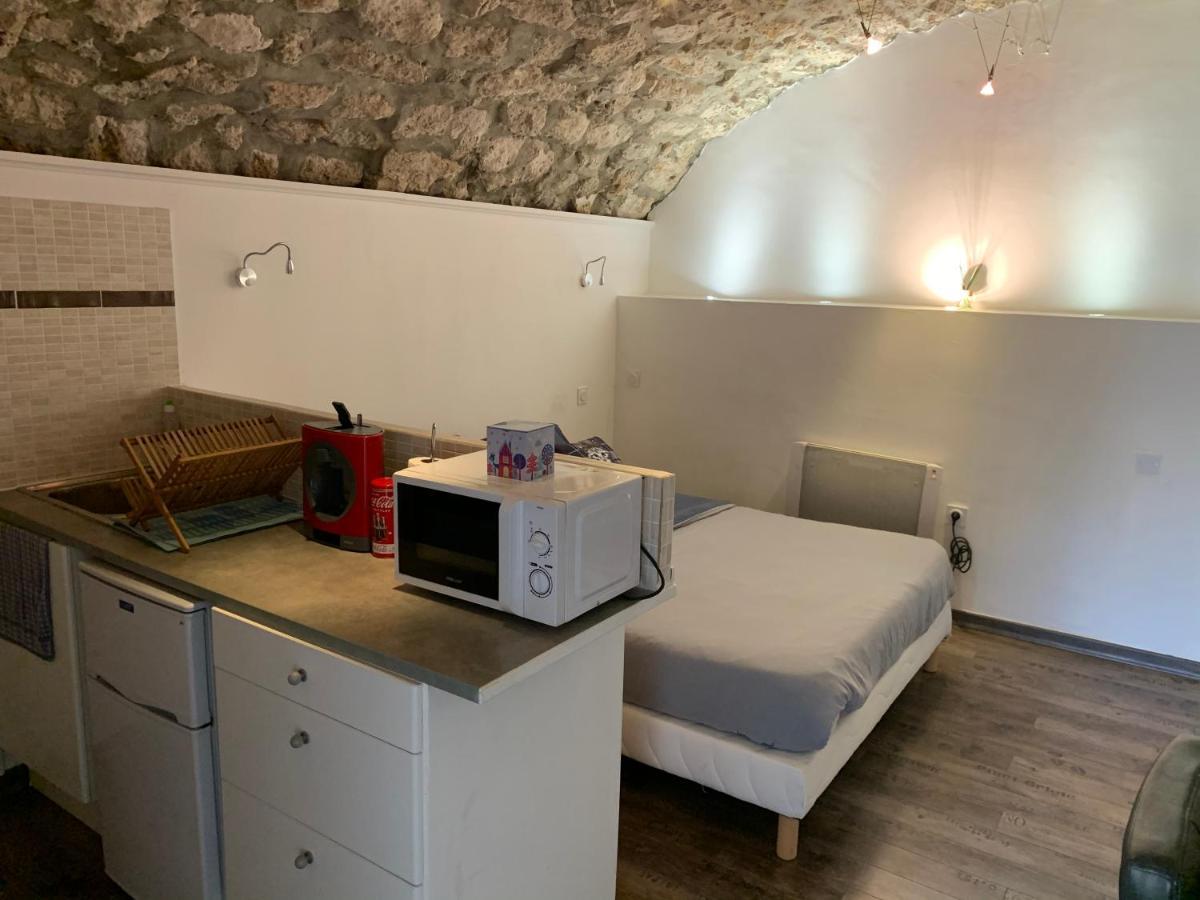 La Grotte Apartamento La Garde-Adhémar Exterior foto